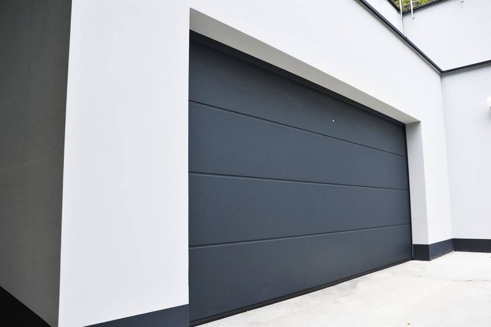 garage.jpg
